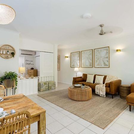 Oasis Luxe On Macrossan Street - Stylish Residence Port Douglas Dış mekan fotoğraf