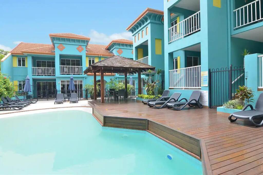 Oasis Luxe On Macrossan Street - Stylish Residence Port Douglas Dış mekan fotoğraf