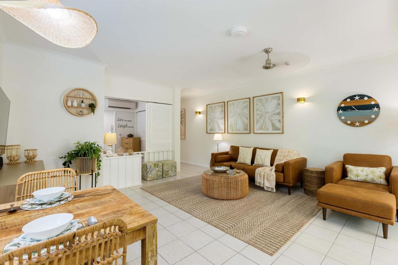 Oasis Luxe On Macrossan Street - Stylish Residence Port Douglas Dış mekan fotoğraf
