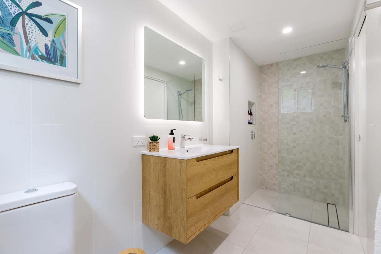 Oasis Luxe On Macrossan Street - Stylish Residence Port Douglas Dış mekan fotoğraf